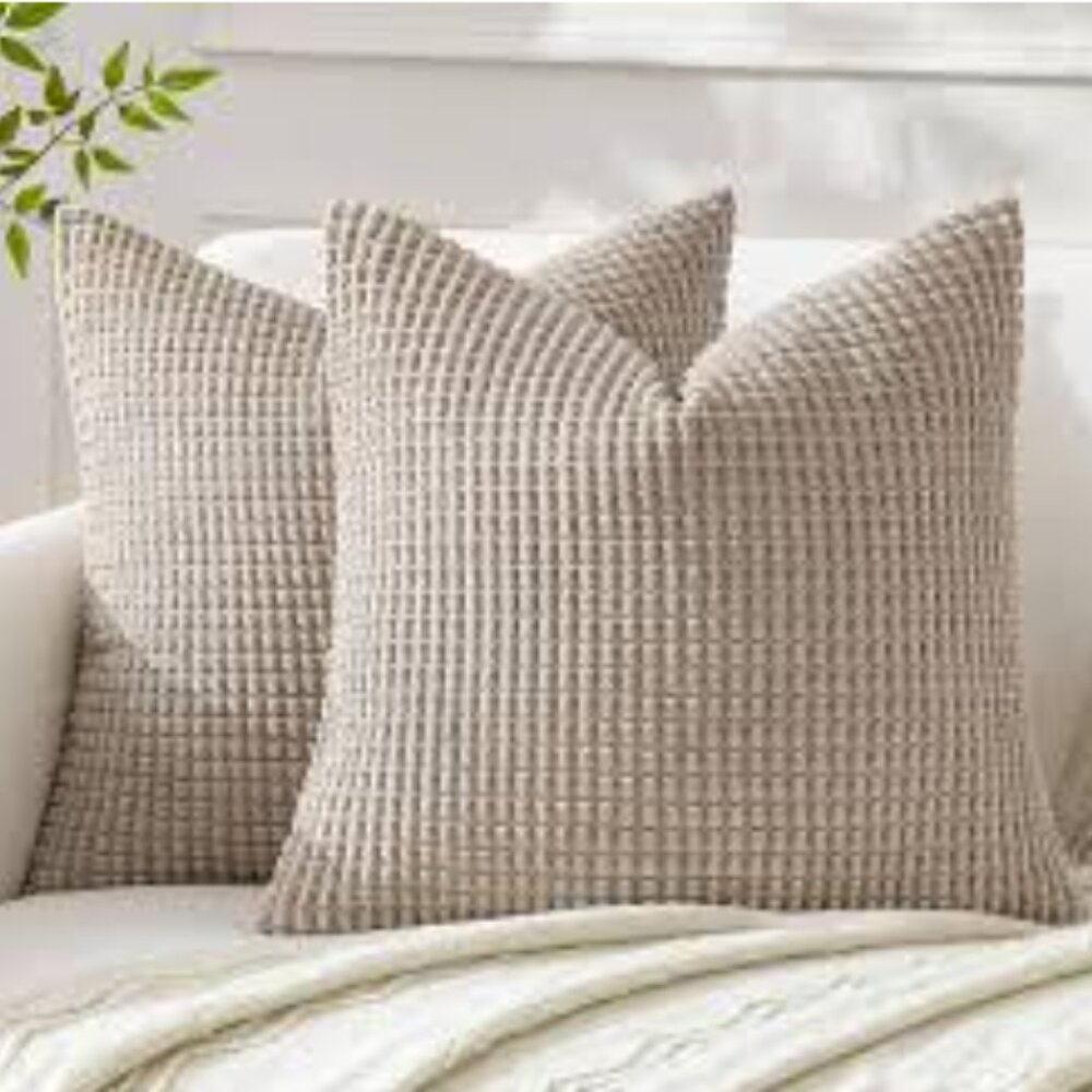 Farmhouse Beige Soft Textured Throw Pillow Shams (set of 2) - 18x18 NWOB